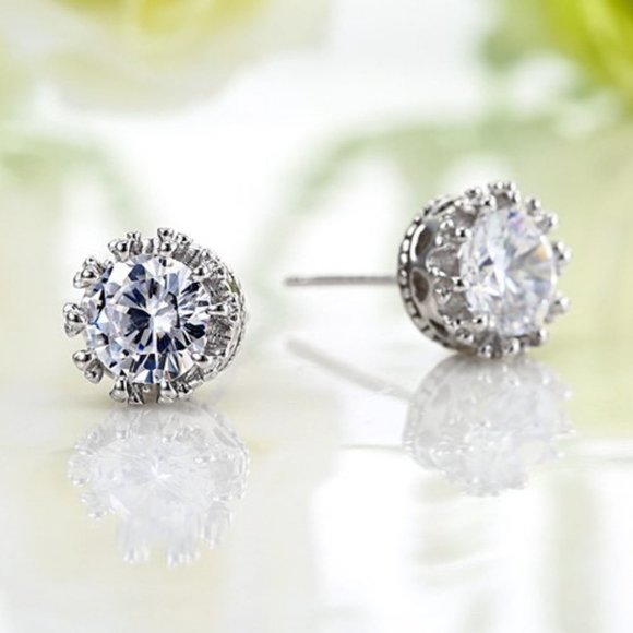 925 Sterling Silver Diamond Crown Stud Earrings - Picture 4 of 7